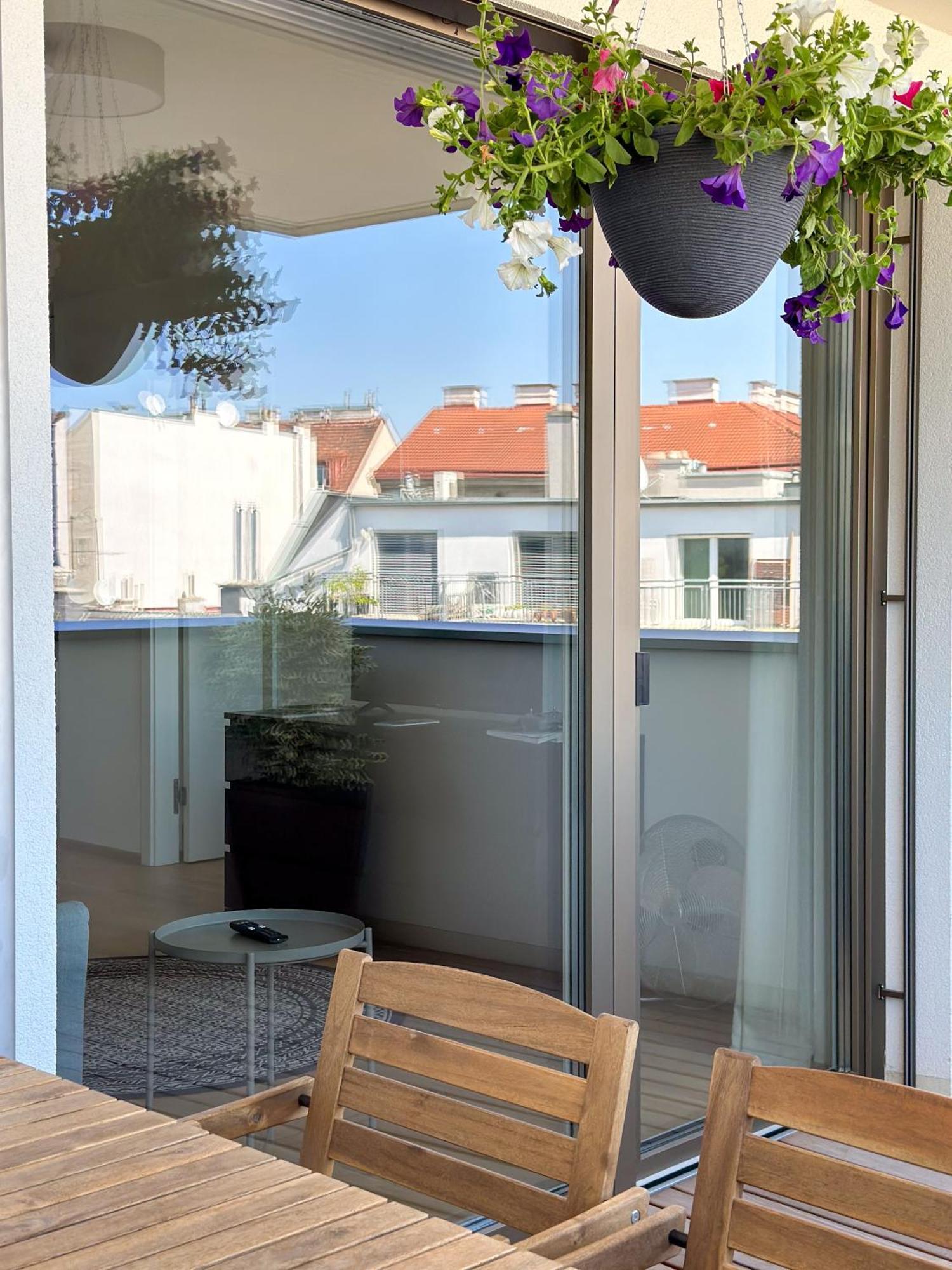 Sunny Side Up Apartament Viena